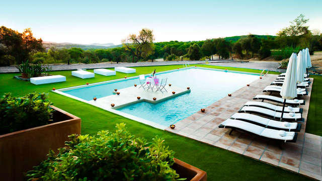 Para los más enamorados: cena gastronómica, Spa, decoración romántica y jacuzzi en la habitación