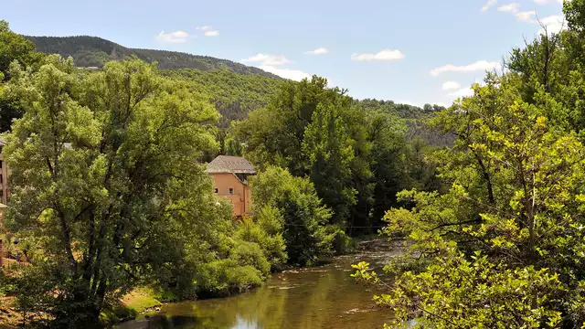 Vive un paréntesis fuera del tiempo con balneario privado en Lozère