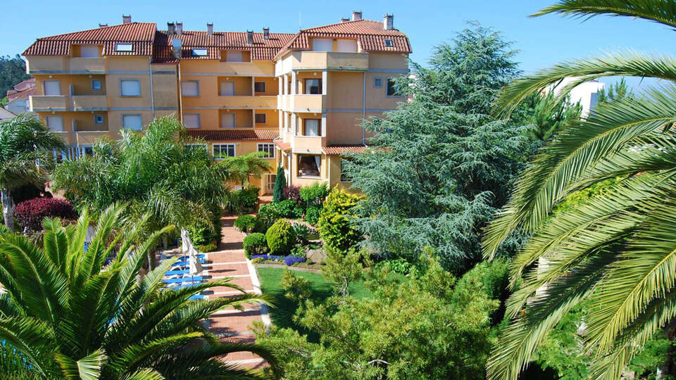 ESPECIAL SAMAIN con spa y una cena especial para dos en O Grove