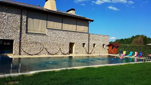 Spa, cava en romantische sfeer in een charmant hotel met uitzicht op de Ribera del Duero