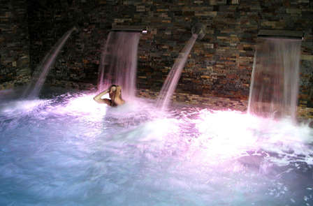 Spa, cava en romantische sfeer in een charmant hotel met uitzicht op de Ribera del Duero