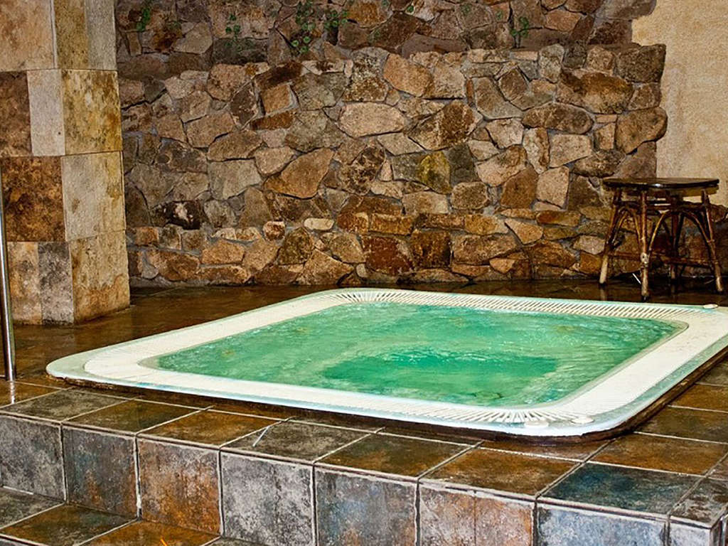 Spécial été ! Demi-pension, avec accès au spa et séjour du premier enfant gratuit (àpd 2 nuits) - 4* - 22