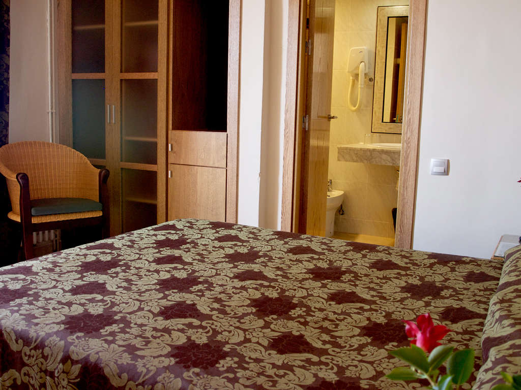 Spécial été ! Demi-pension, avec accès au spa et séjour du premier enfant gratuit (àpd 2 nuits) - 4* - 26