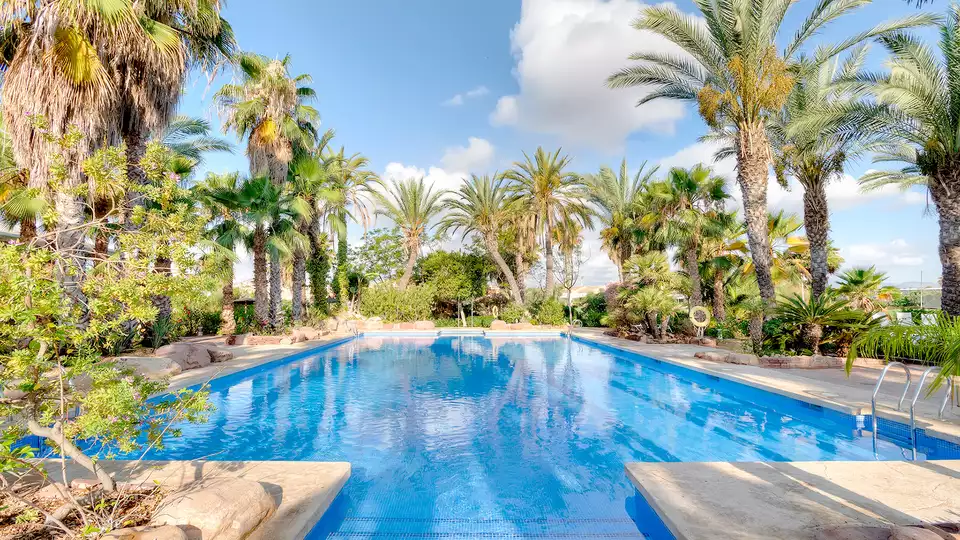 Escapada relax en Alicante con desayuno y circuito spa en un bonito