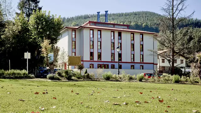 Escapada Termal con desayuno y acceso al circuito termal a dos pasos del Parque Nacional de Gorbea