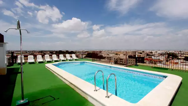 Escapada al Mar Menor en un estudio con pensión completa, botella de cava y más