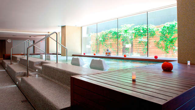 Romanticismo y relax en Barcelona con accesos al spa, cava y parking incluidos