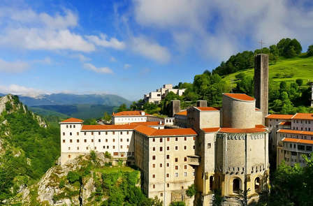 Romantisch uitje met cava en toegang tot de ontspanningsruimte in het hart van het Baskenland