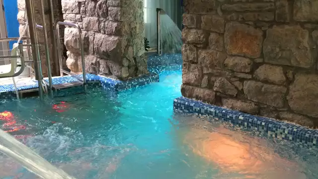Mini-vacances avec piscine thermale, vaporarium et autres réductions (2 nuits)
