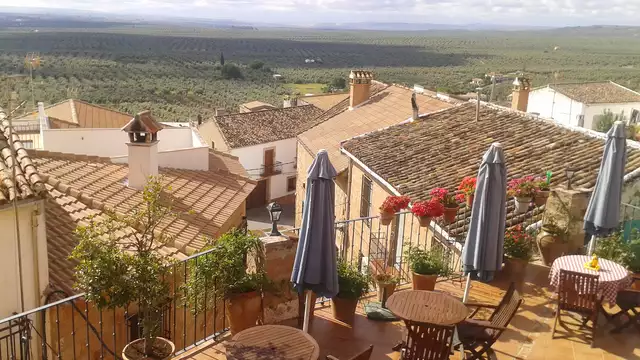 Deliziosa cena regionale e spumante in Andalusia