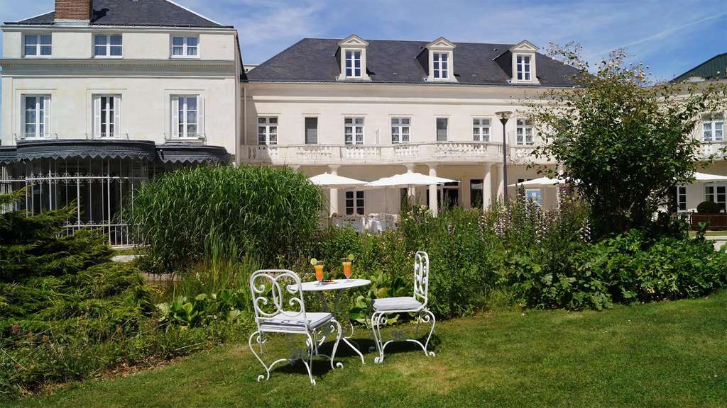 Week-end en plein coeur de Tours avec visite du château de Chenonceau - 4* - 32