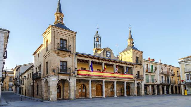 Vacanza in famiglia nel cuore della Spagna con cena inclusa