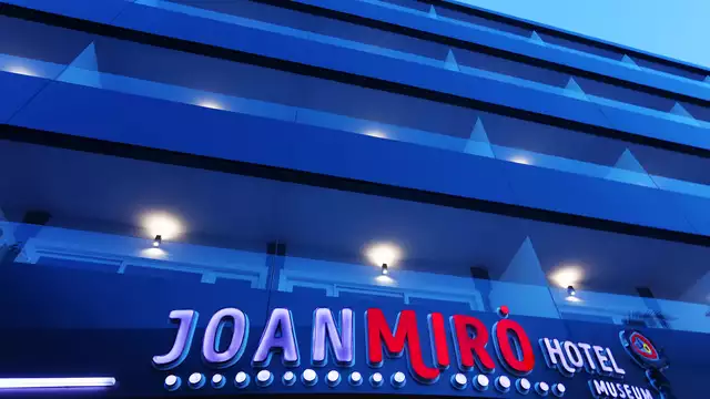 Escapada con Cena nino gratis y entradas a la Fundacion Joan Miro de Palma de Mallorca