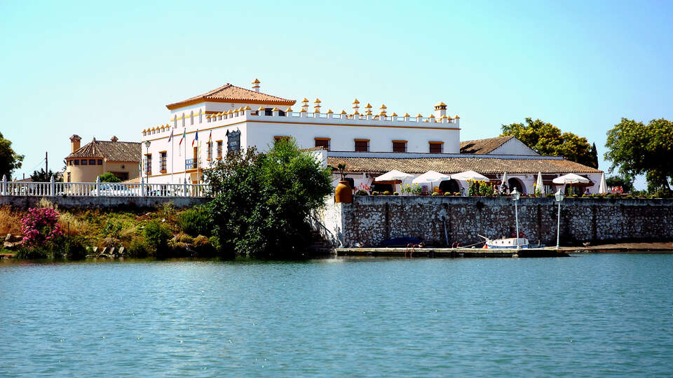 Escapada con paseo en kayak por el lago en Arcos de la Frontera
