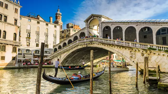 Hotel en el centro histórico de Venecia con desayuno y entrada al Casino
