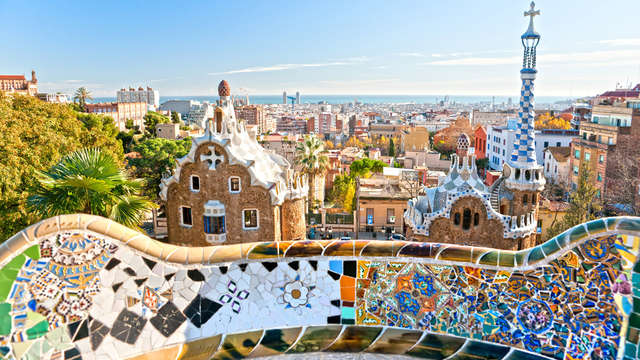 Escapada en familia o con amigos en el centro de Barcelona con desayuno incluido