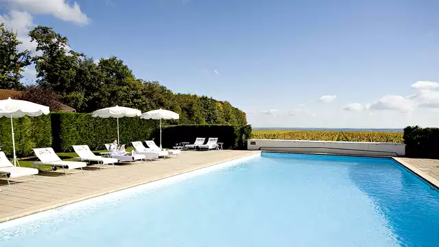Fuga di benessere con cena gastronomica in un castello del Beaujolais