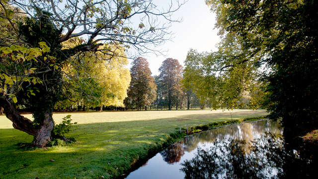 Château de Saulon 4* - Saulon-la-Rue, Francia