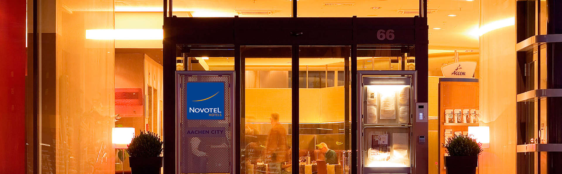 Novotel Aachen City (Aken / Aix-la-Chapelle) - EDIT_entry.jpg