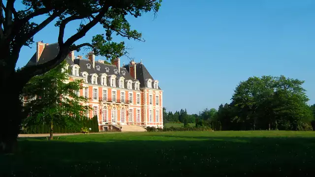 Vie de chateau au c ur d un cadre naturel preserve