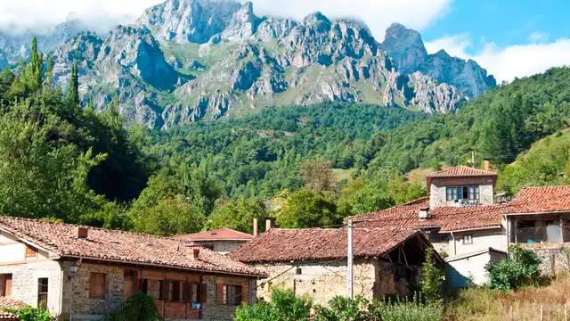 Escápate a Cantabria en habitación superior con desayuno incluido