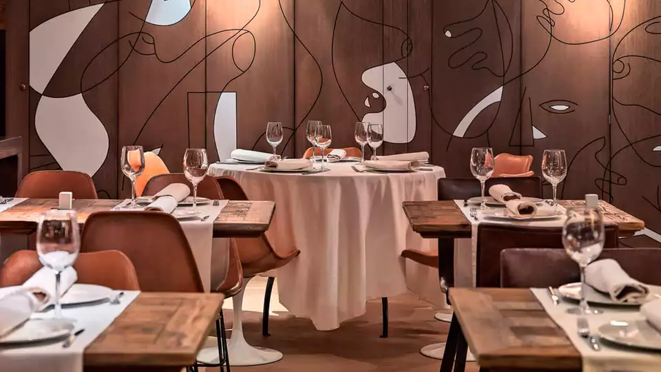 Lujo Gastronomia en pleno centro de Madrid con cena degustacion incluida