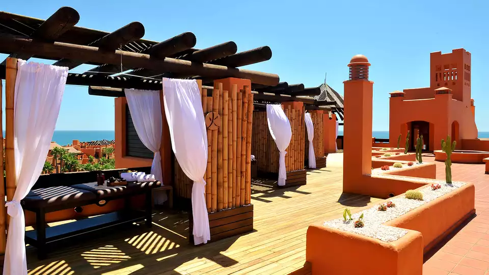 Escapada al lado de la playa en apartamento para personas en media pension