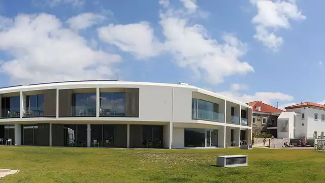 Escapada romántica de lujo con cava, bombones y spa en un hotel 5* en Mesão Frio