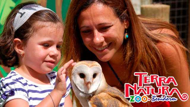 Escapada familiar al completo: pensión completa y entradas a Terra y Aqua Natura