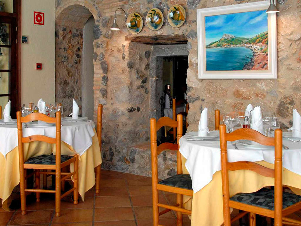 Romantisme avec Cava à L'Estartit - 3* - 13
