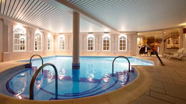Romantisch en elegant verblijf met toegang tot de thermale baden en een fles cava