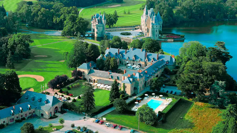 Saint-Valentin evasion de detente au Domaine de la Bretesche avec diner en amoureux