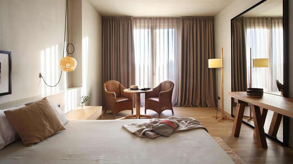 Hotel Peralada Wine Spa & Golf - edit_room6.jpg