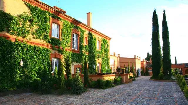 Escapada en hotel 5* GL en doble deluxe con acceso al spa