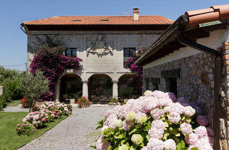 Romantiek met diner en activiteit naar keuze in de Cantabrische natuur