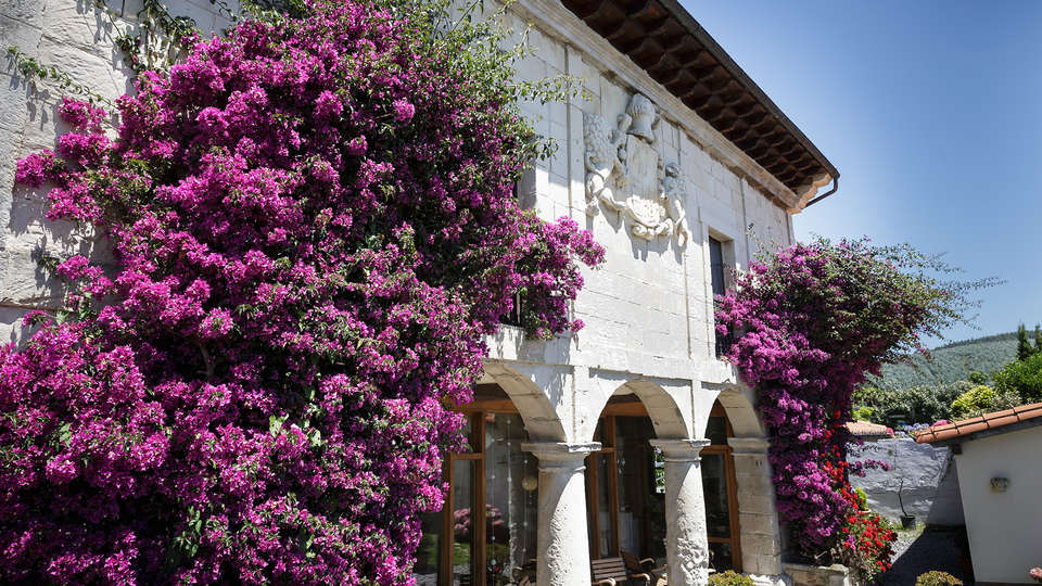 Casona Las Cinco Calderas - edit_front932.jpg