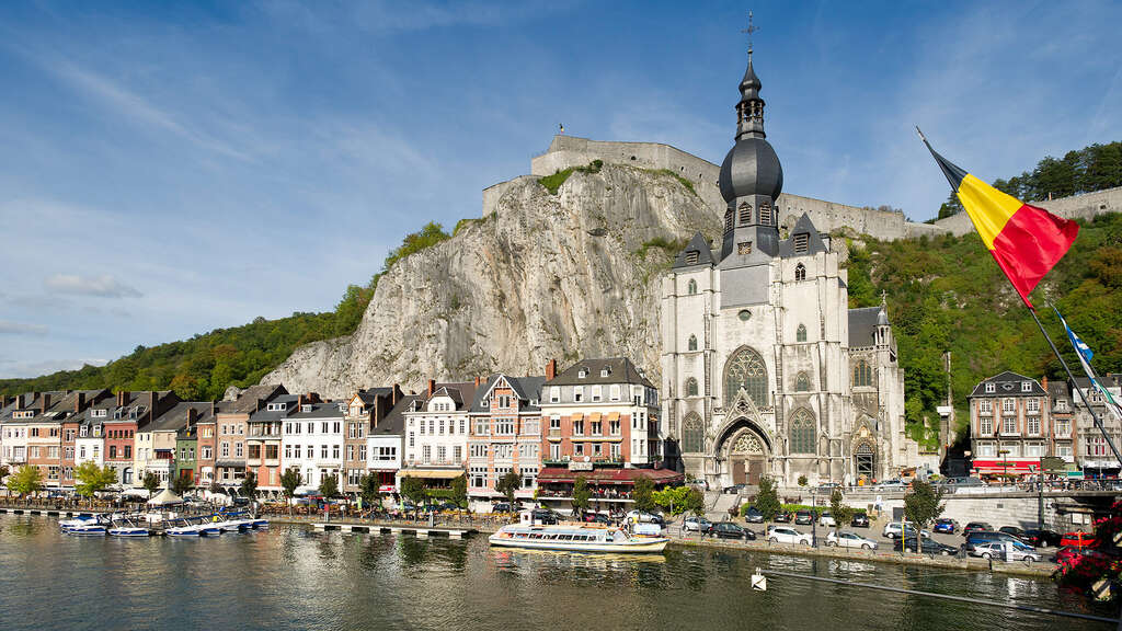 Séjour confort à Dinant en chambre avec vue sur la Meuse - 3* - 5