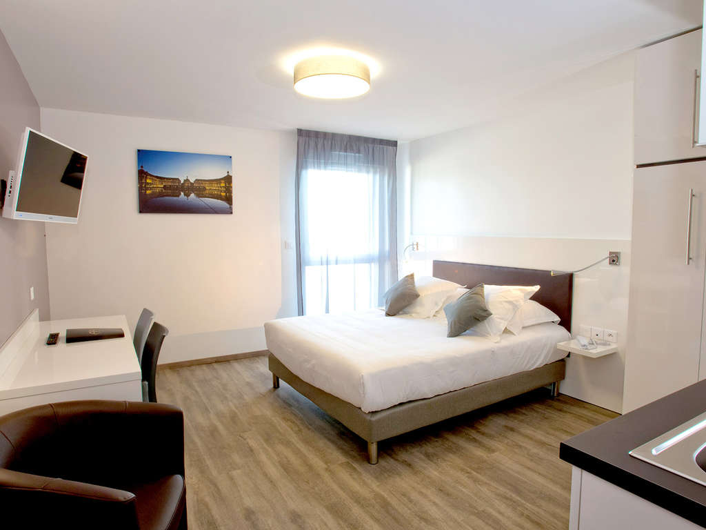 Relax et modernité aux portes de Bordeaux - 3* - 7