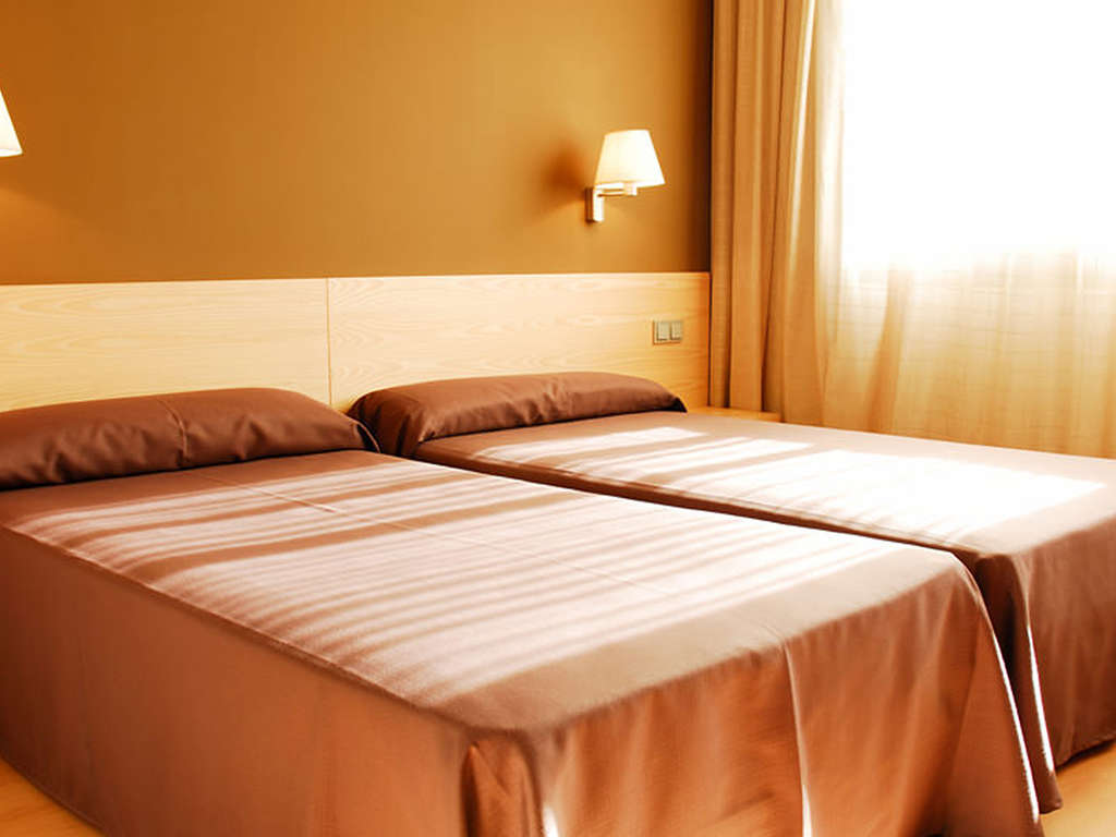 Escapade économique avec parking et petit-déjeuner à Alicante - 3* - 22