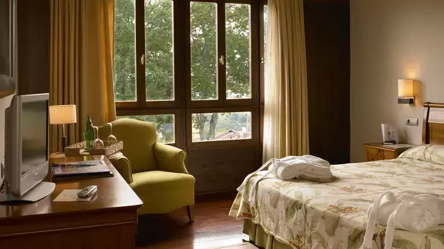 Escapada en habitación panorámica para dos con desayuno incluido