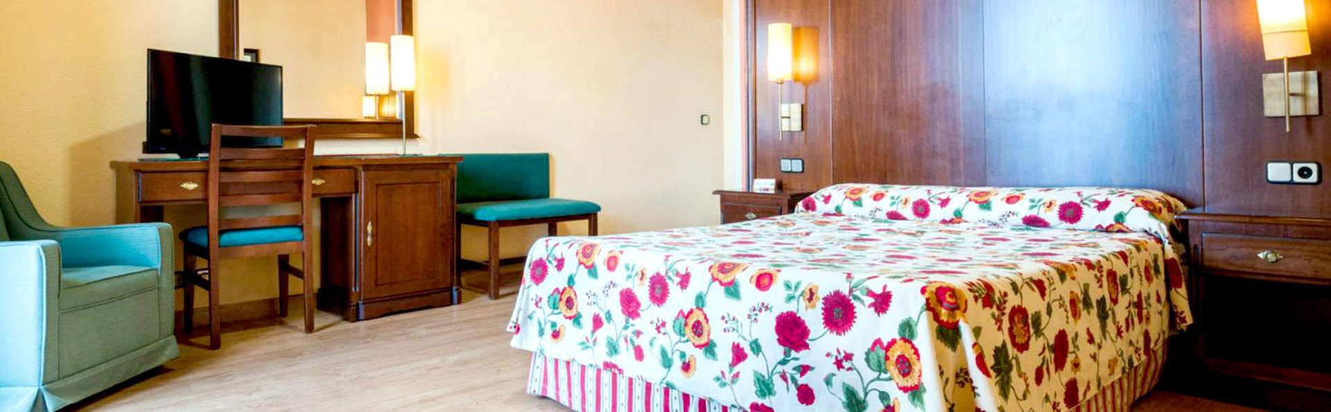 Gran Hotel Spa - Edit_room2.jpg