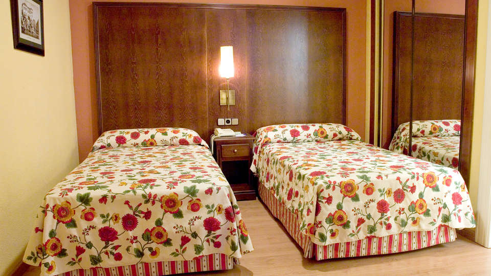 Gran Hotel Spa - Edit_Room.jpg