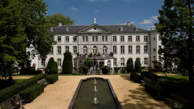 Exclusief overnachten in Hotel Bloemendal, inclusief diner