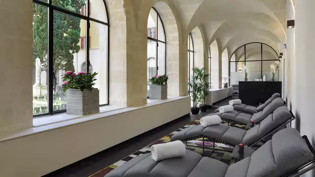 Escapada en un hotel con encanto de Arles