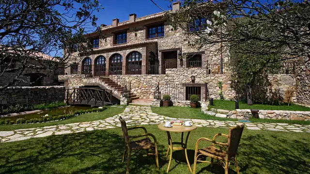 Escapada en un hotel en medio de la naturaleza con cena y spa privado