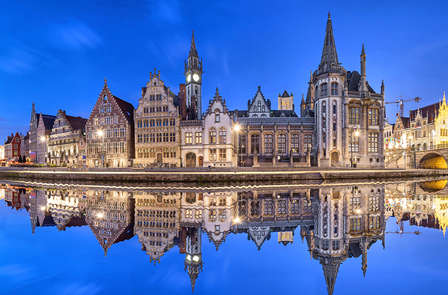 Chambres d’hôtes avec coupe de cava dans la ville historique de Gand