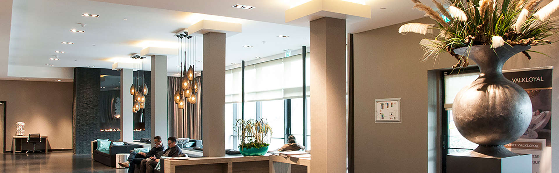 Van der Valk Hotel Vianen - Edit_Hall.jpg