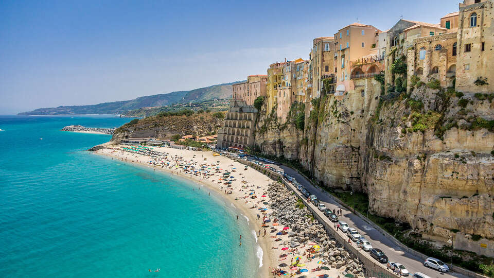 Hotel a Tropea villa Liberty a due passi dal mare con colazione inclusa