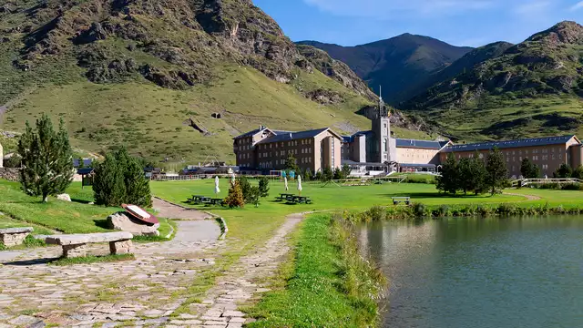 Escapada con desayuno incluido en Vall de Núria