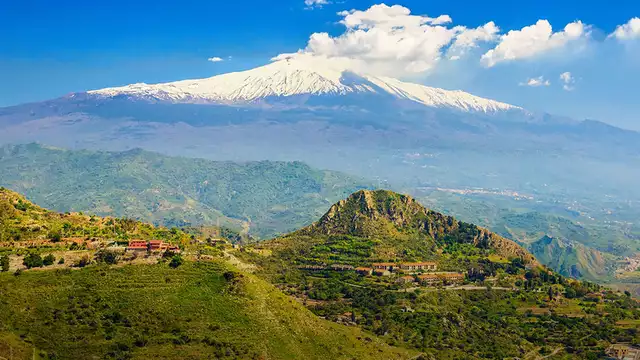 Soggiorno relax in Sicilia: notte ai piedi dell'Etna con colazione e spa